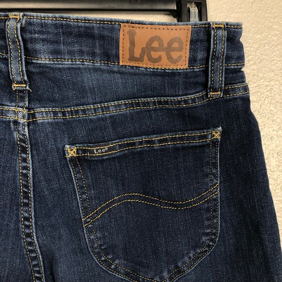 Vintage Lee Women's Bootcut Leg Mid-Rise Blue Jeans Denim Size 10 Short 5-Pocket - Picture 4 of 7